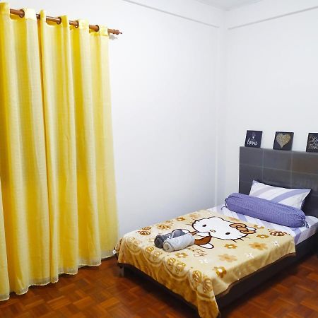 Victoria Homestay Sibu - Next To Shopping Complex & Large Car Park Area With Autogate Exteriör bild