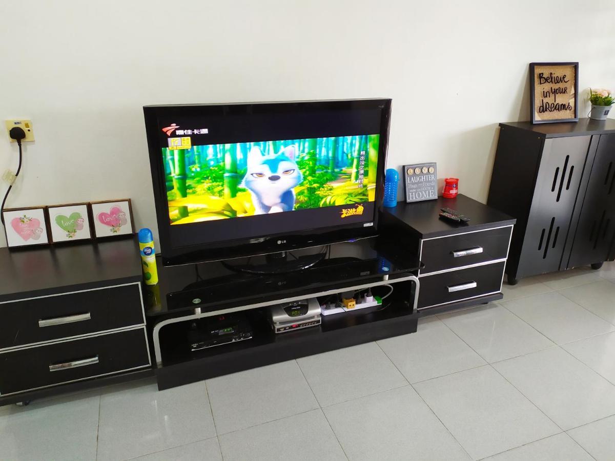 Victoria Homestay Sibu - Next To Shopping Complex & Large Car Park Area With Autogate Exteriör bild