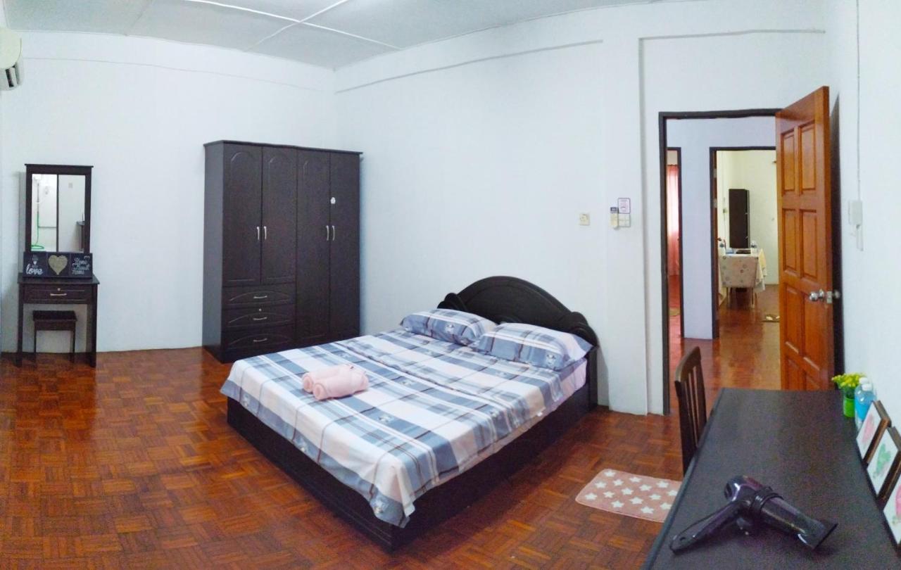 Victoria Homestay Sibu - Next To Shopping Complex & Large Car Park Area With Autogate Exteriör bild