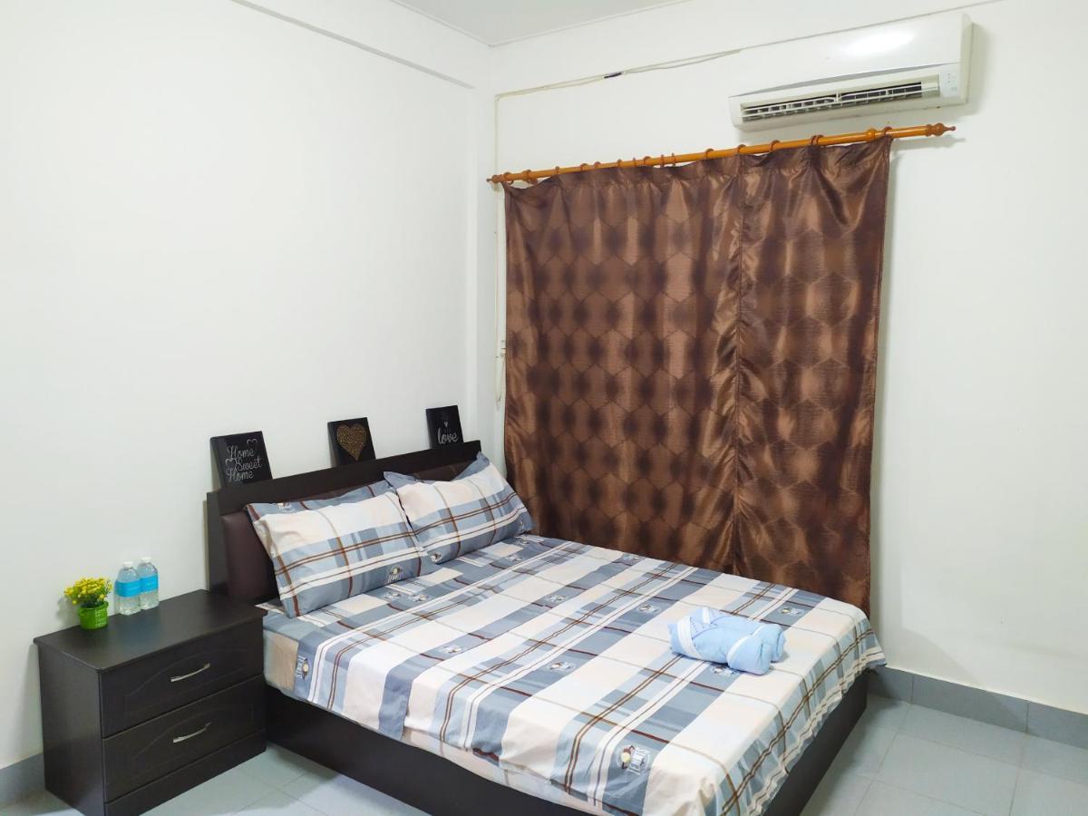 Victoria Homestay Sibu - Next To Shopping Complex & Large Car Park Area With Autogate Exteriör bild